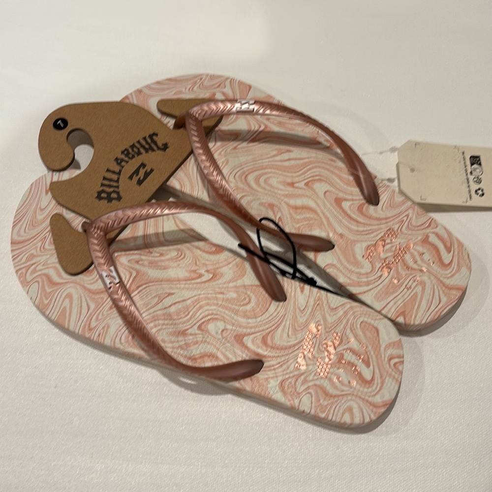 New Billabong Blush/Metallic Flip Flops